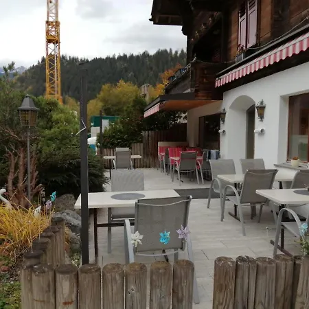 L'angolo Dei Sapori Hostel Rueun